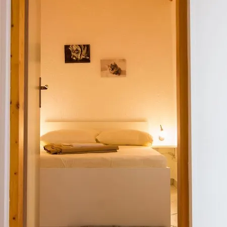 Casa Mia - *